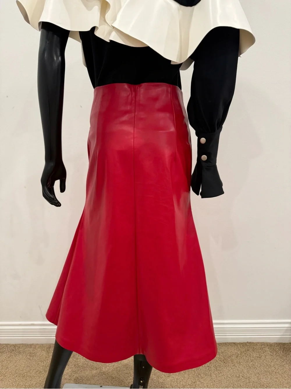 A.W.A.K.E. Red Leather Look Trumpet Button Front Midi Skirt Size 38 NEW